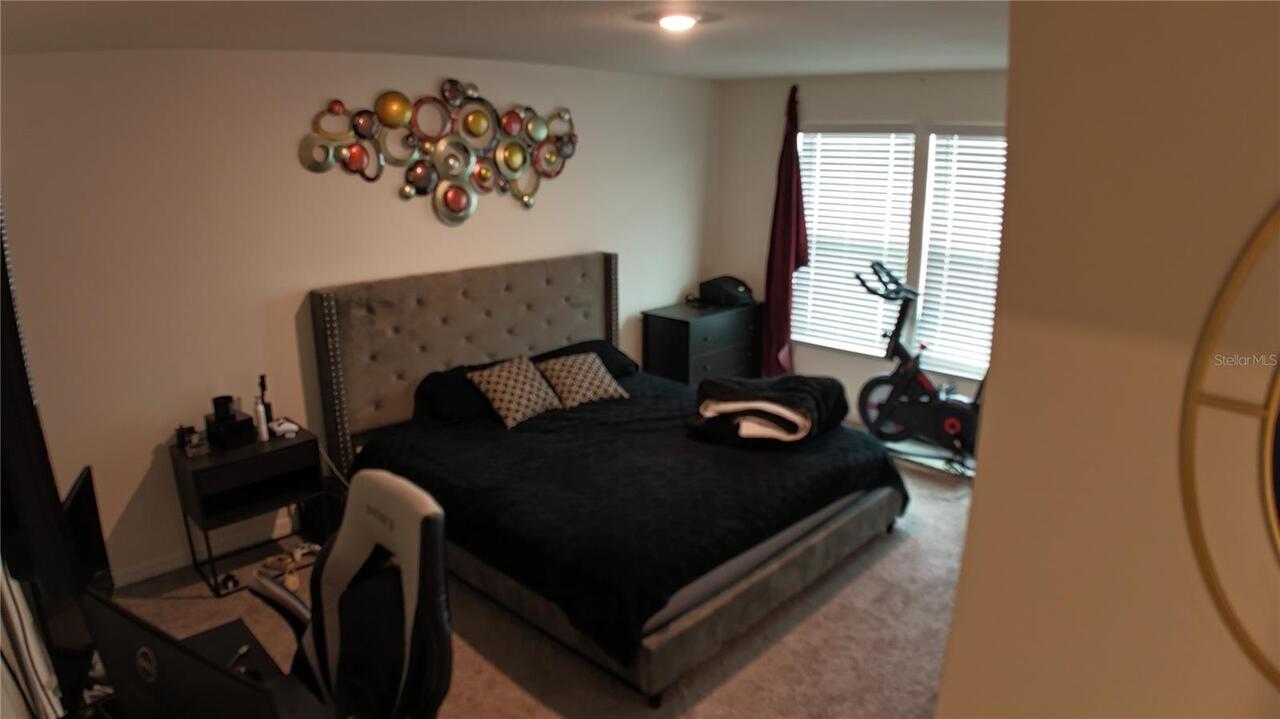 Listing Photo 9