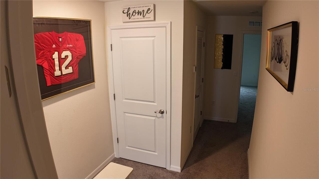 Listing Photo 10