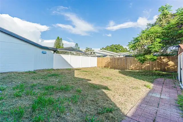 Listing Photo 20