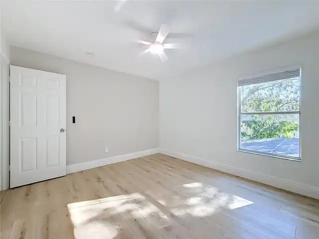 Listing Photo 33