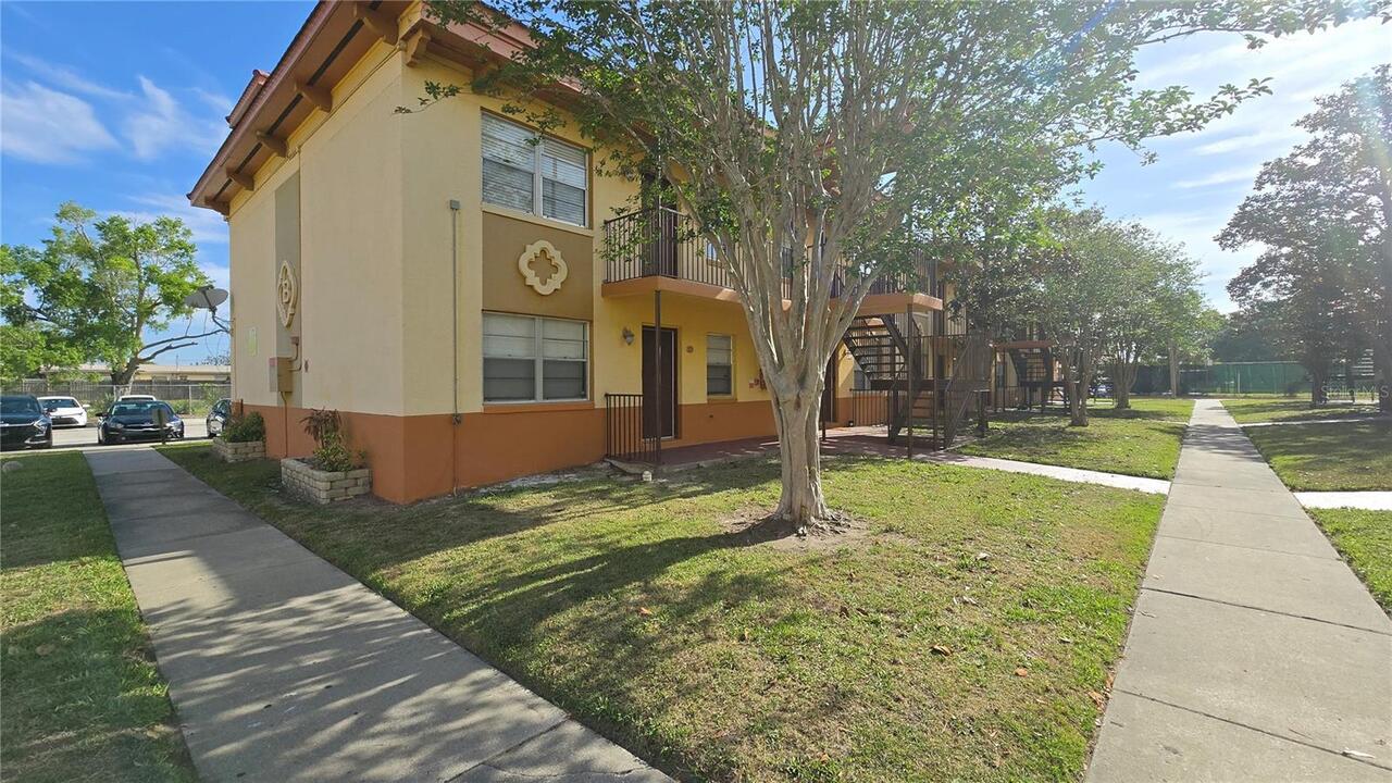 Listing Photo 17