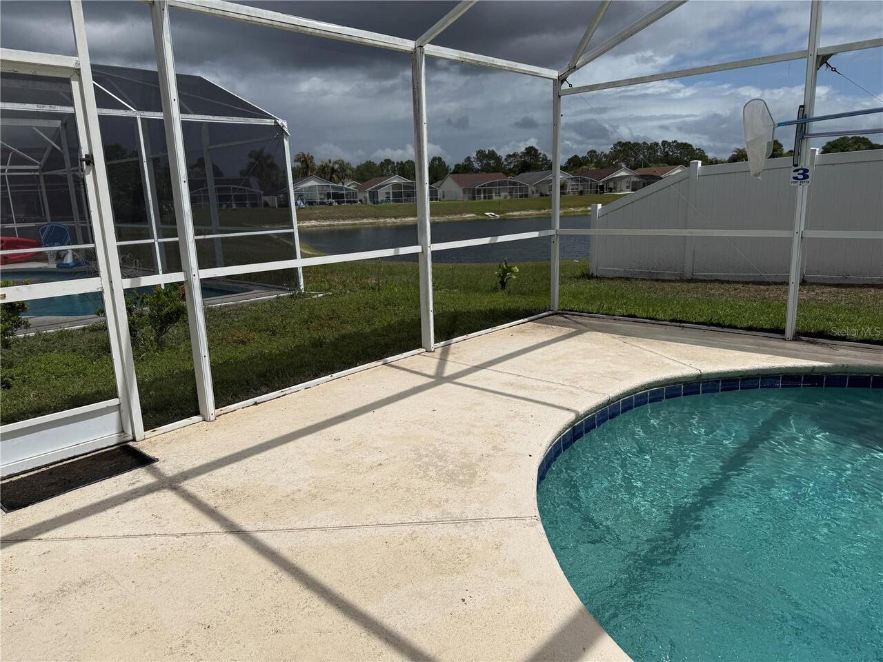Listing Photo 11