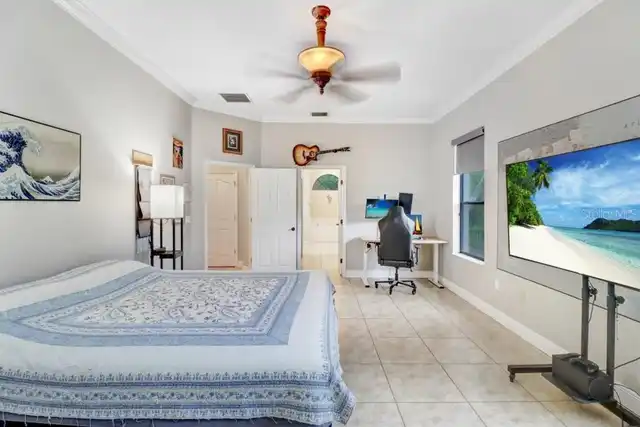 Listing Photo 19