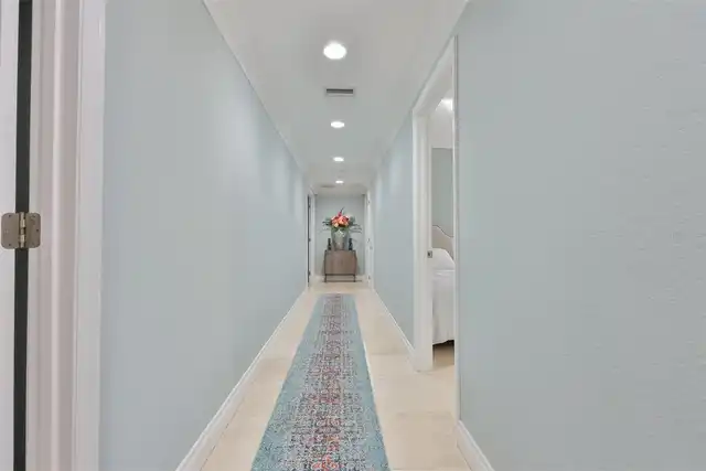 Listing Photo 28