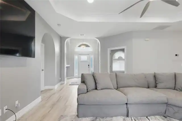 Listing Photo 8
