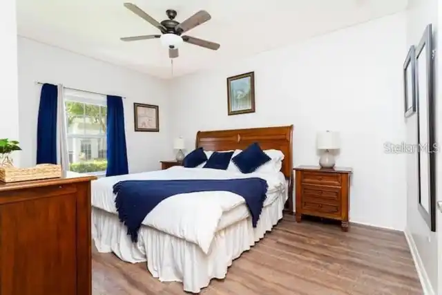 Listing Photo 8