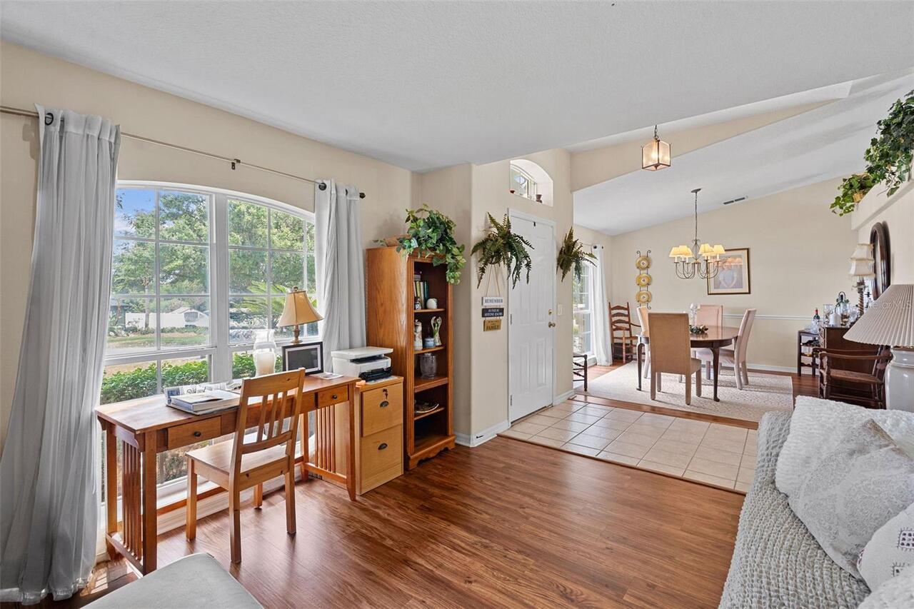 Listing Photo 8