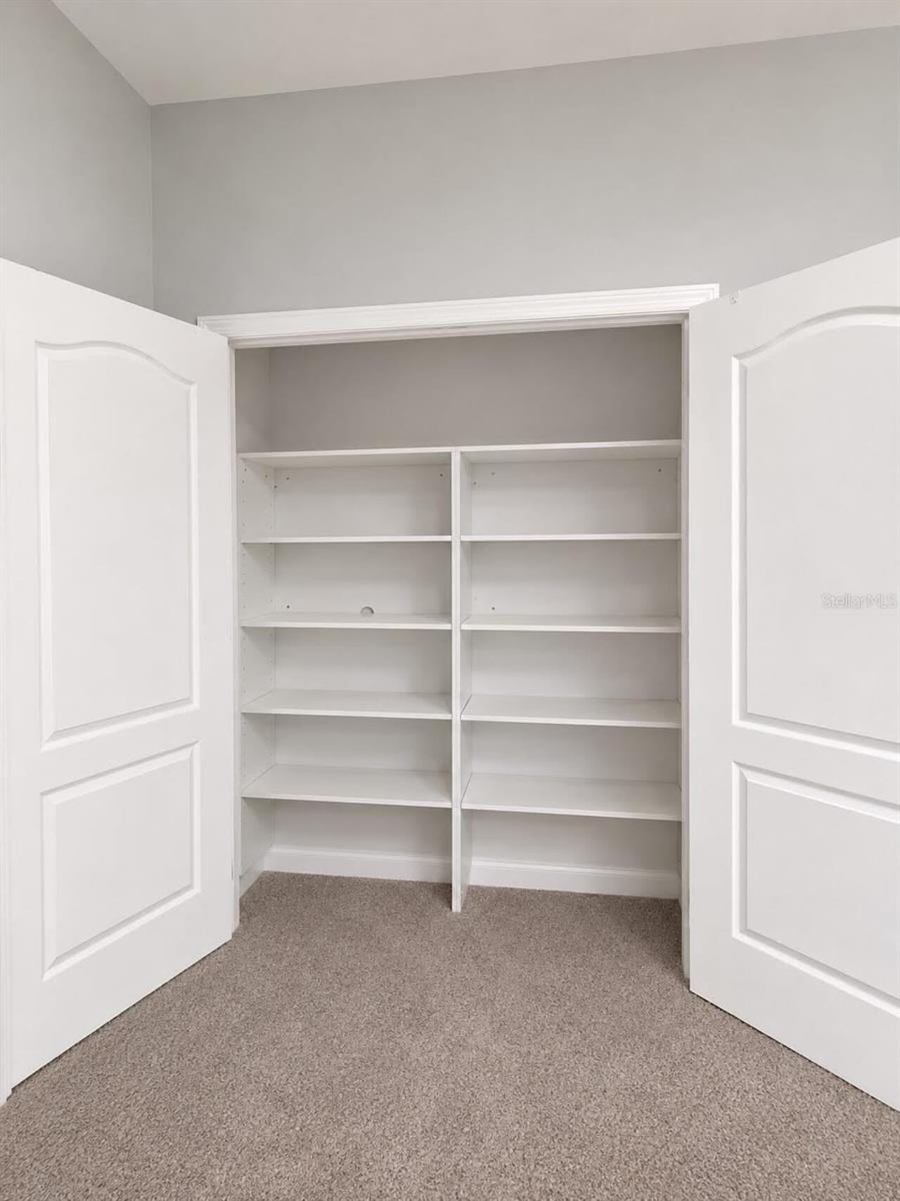 Listing Photo 11