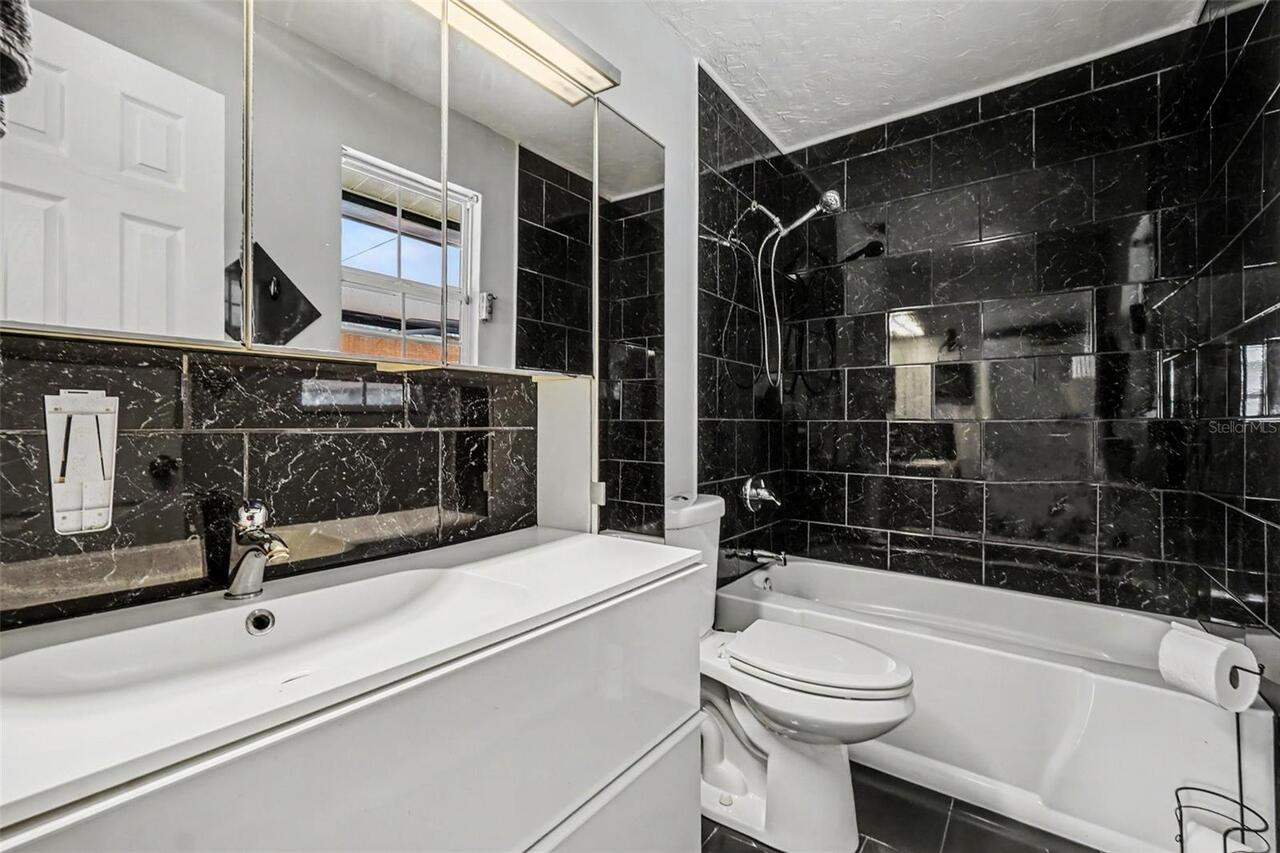 Listing Photo 24