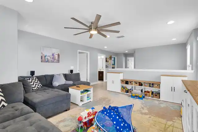 Listing Photo 23