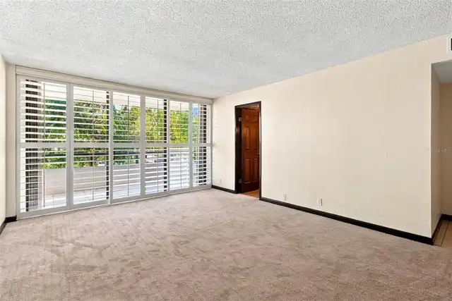 Listing Photo 34