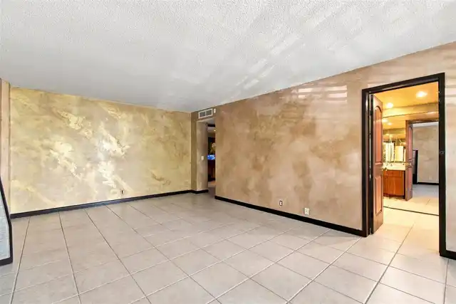 Listing Photo 43
