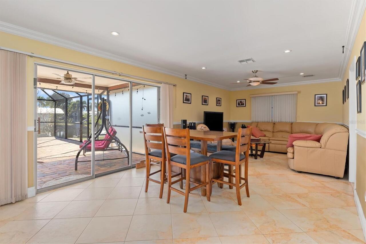 Listing Photo 17