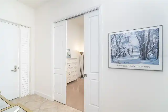 Listing Photo 9