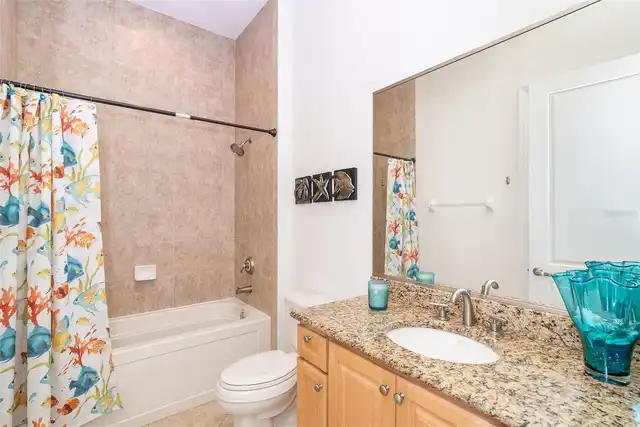 Listing Photo 12