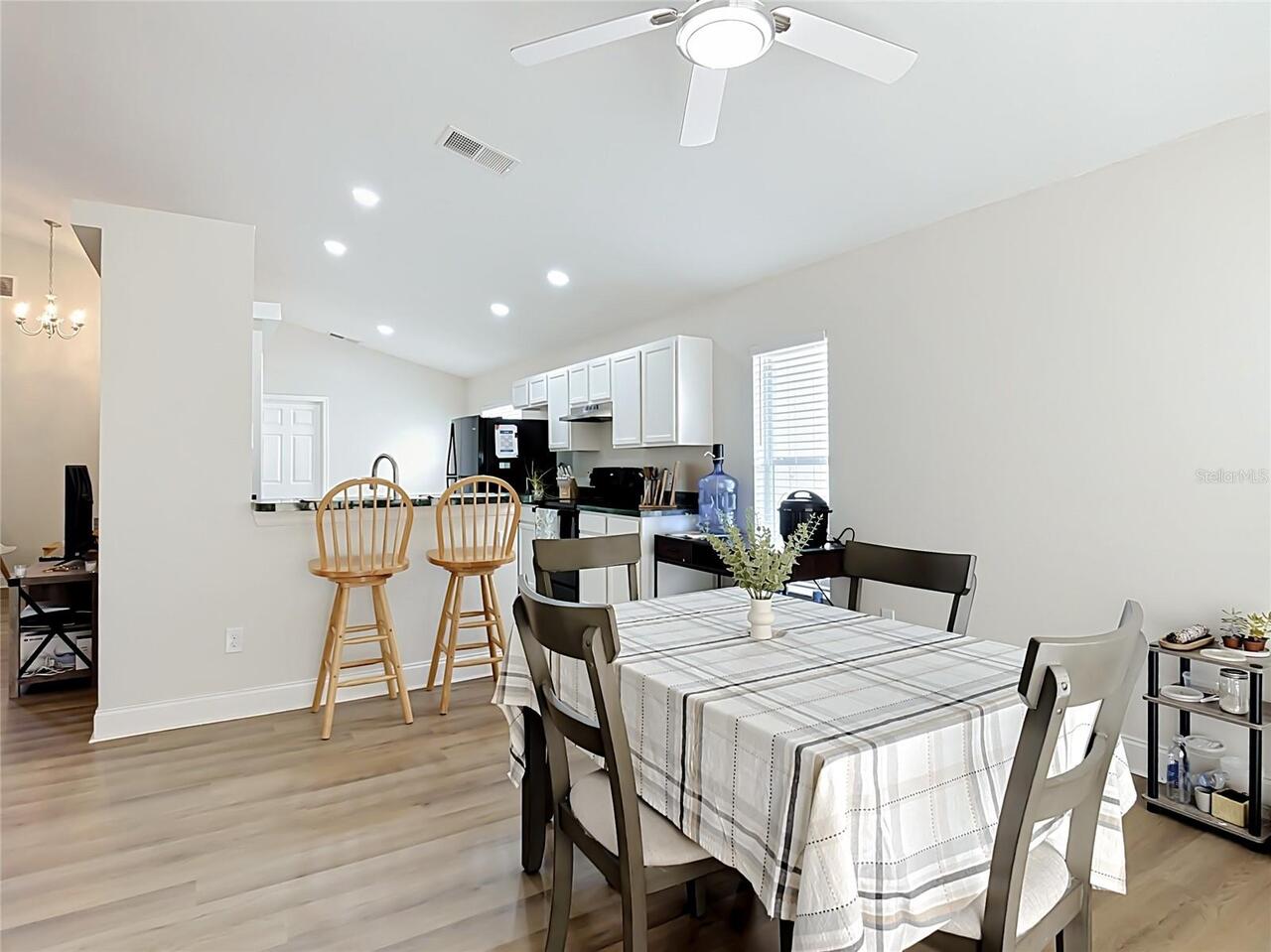 Listing Photo 7