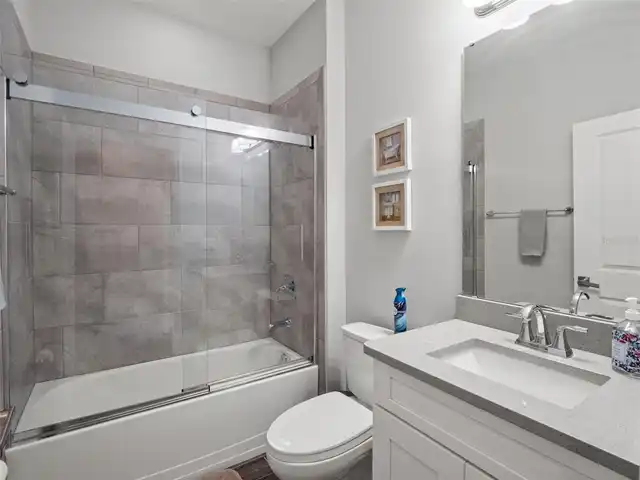 Listing Photo 15