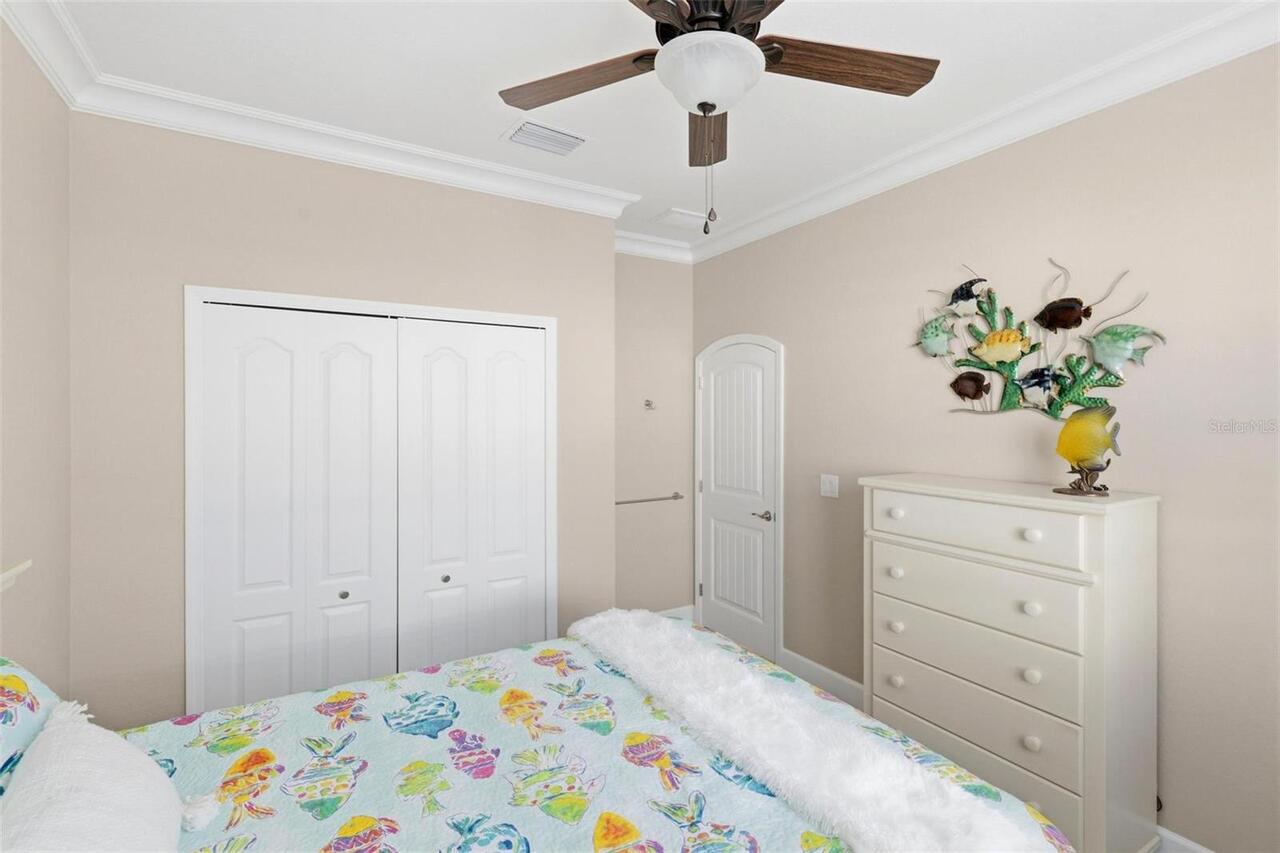 Listing Photo 37