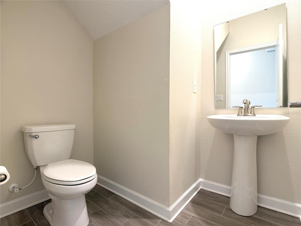 Listing Photo 9