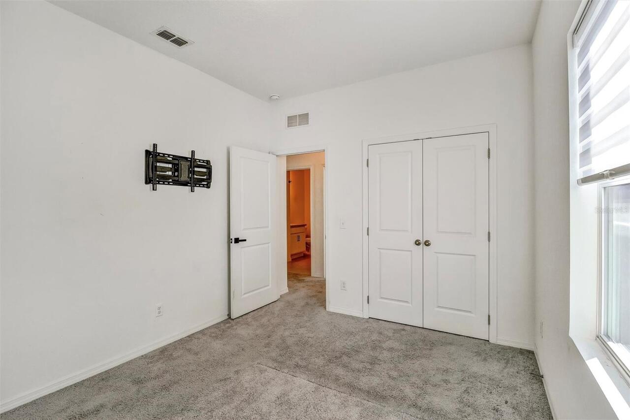 Listing Photo 28