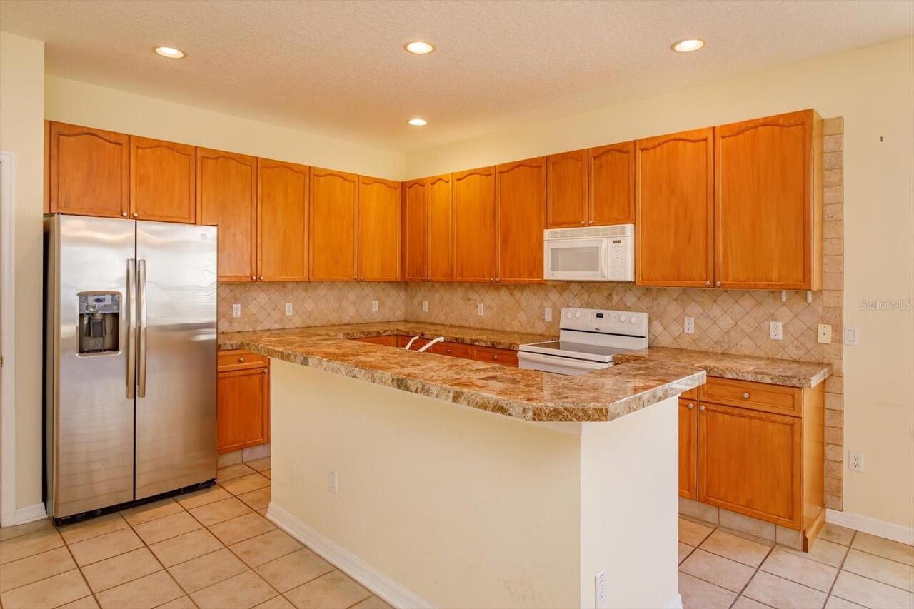 Listing Photo 10