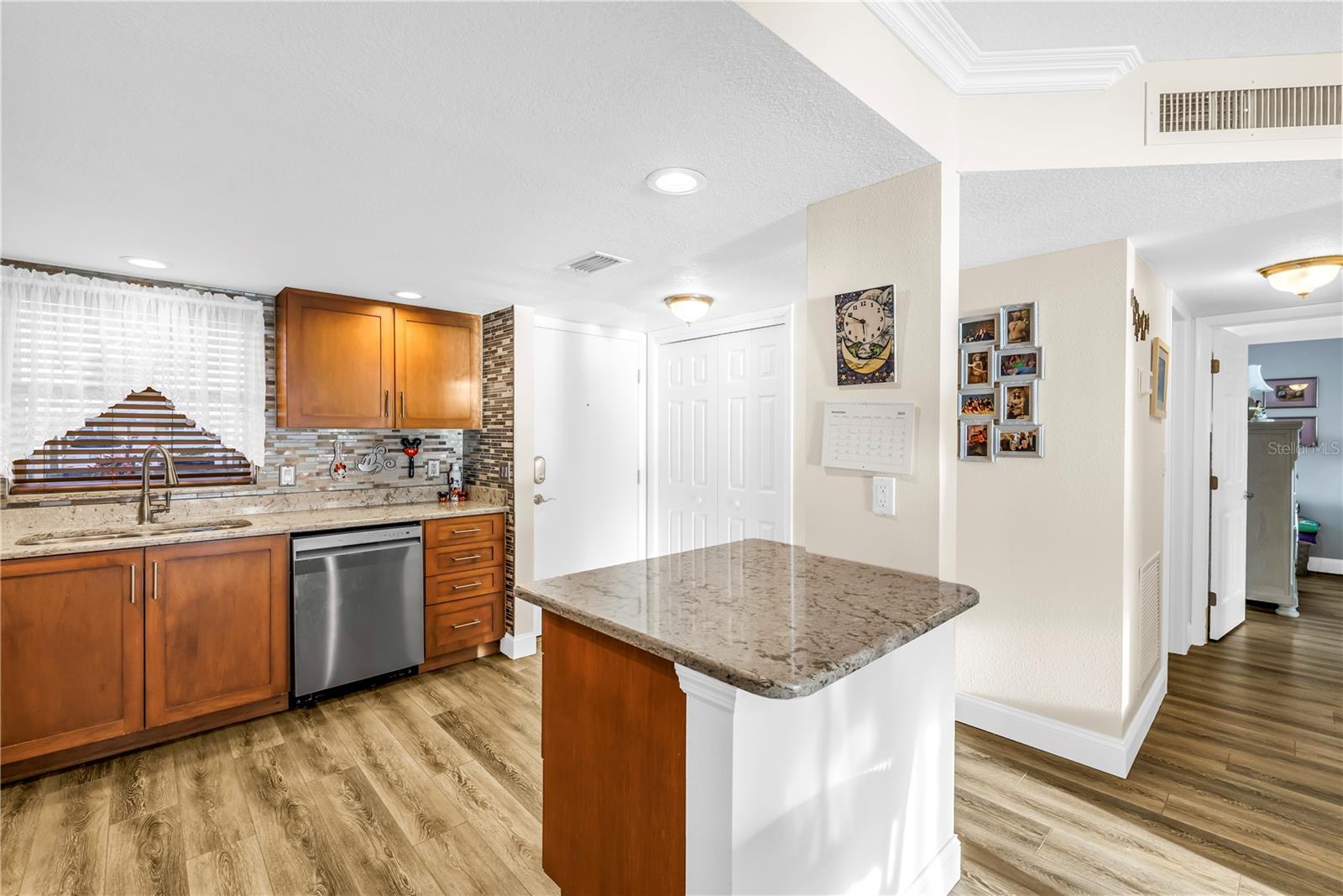 Listing Photo 7