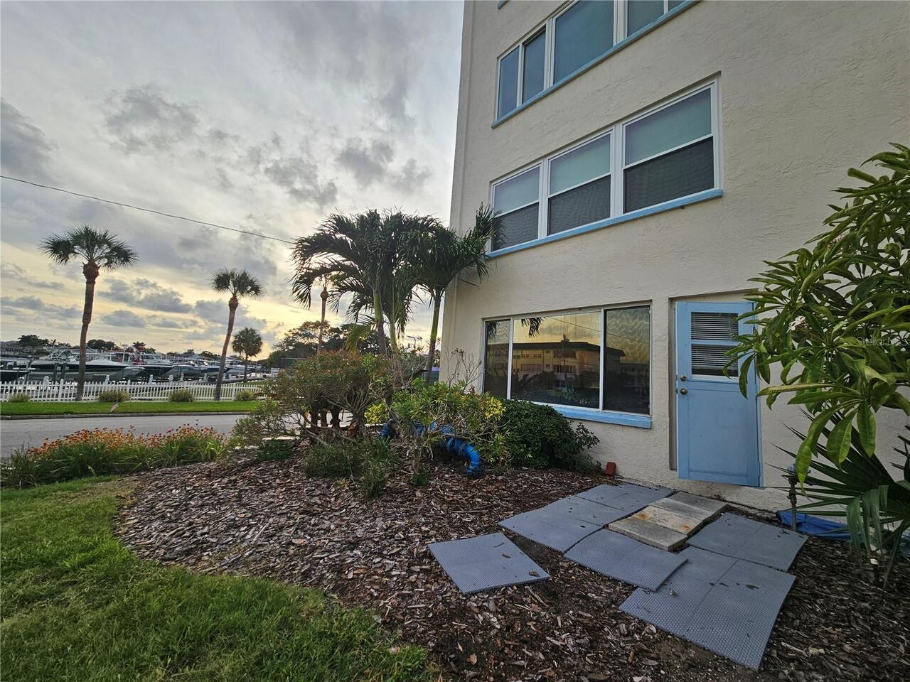 Listing Photo 14