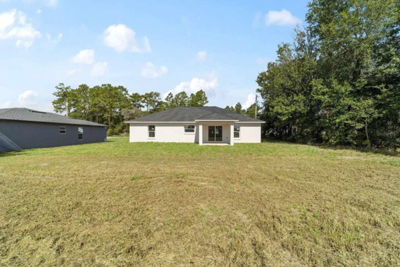 Listing Photo 10