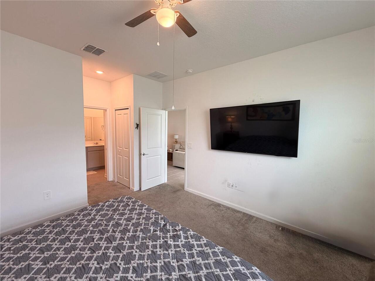 Listing Photo 17