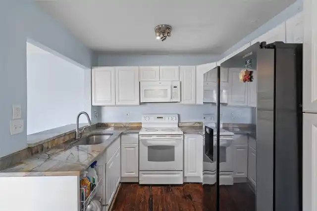 Listing Photo 22