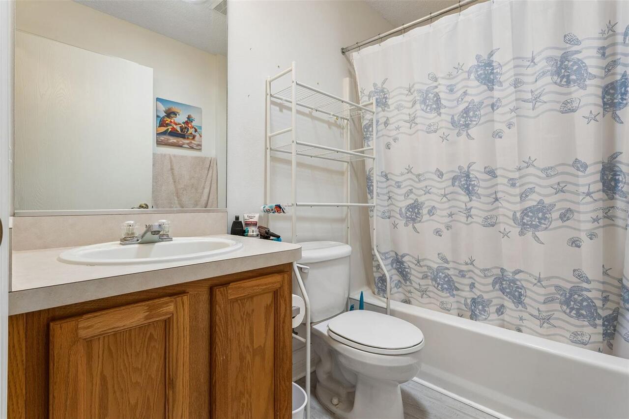 Listing Photo 17