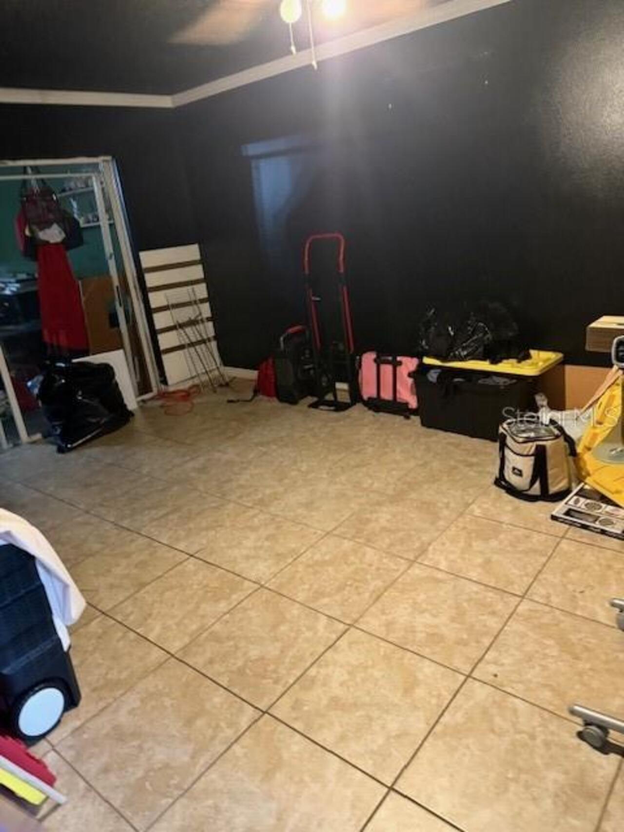 Listing Photo 8