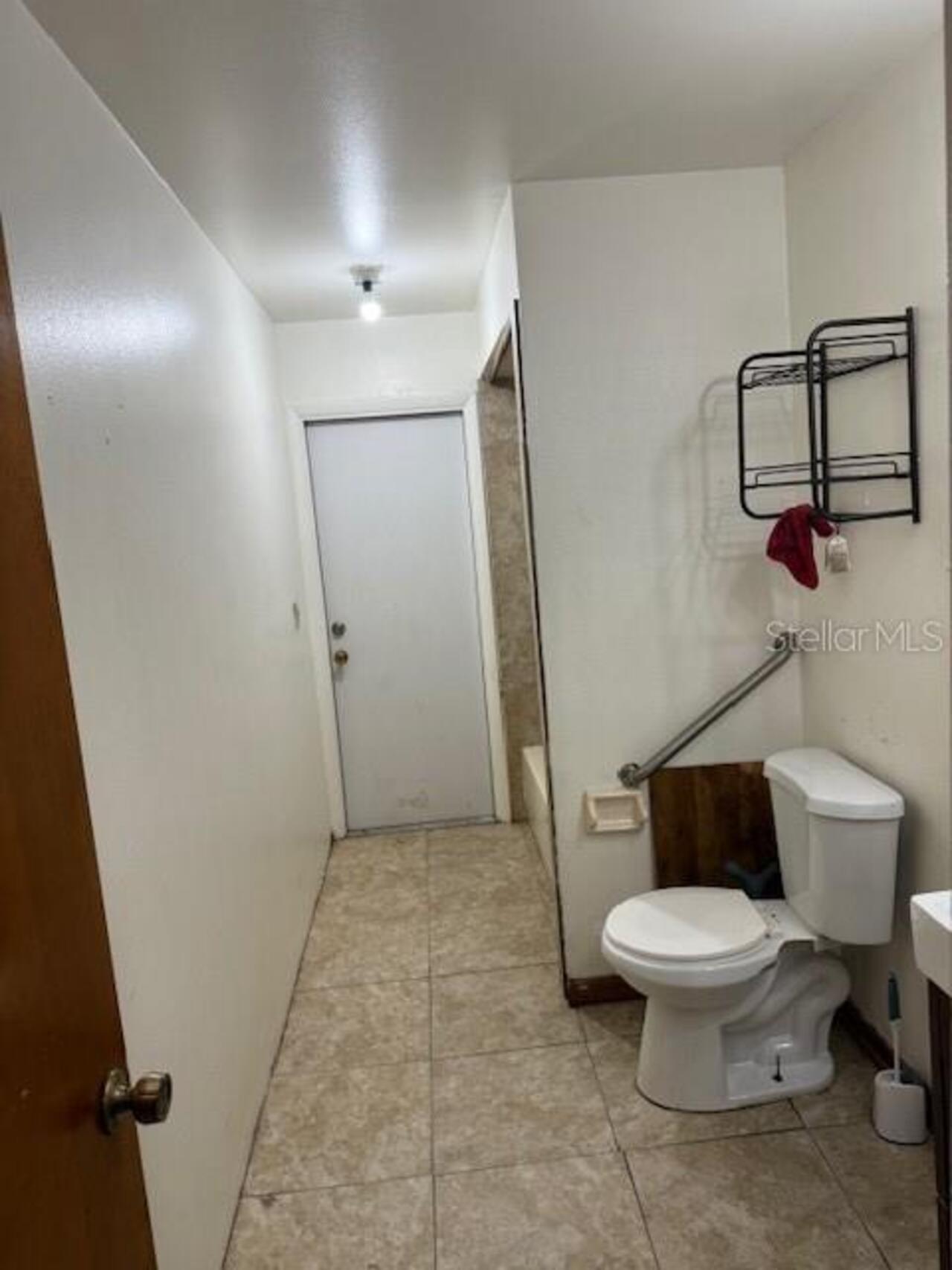 Listing Photo 9