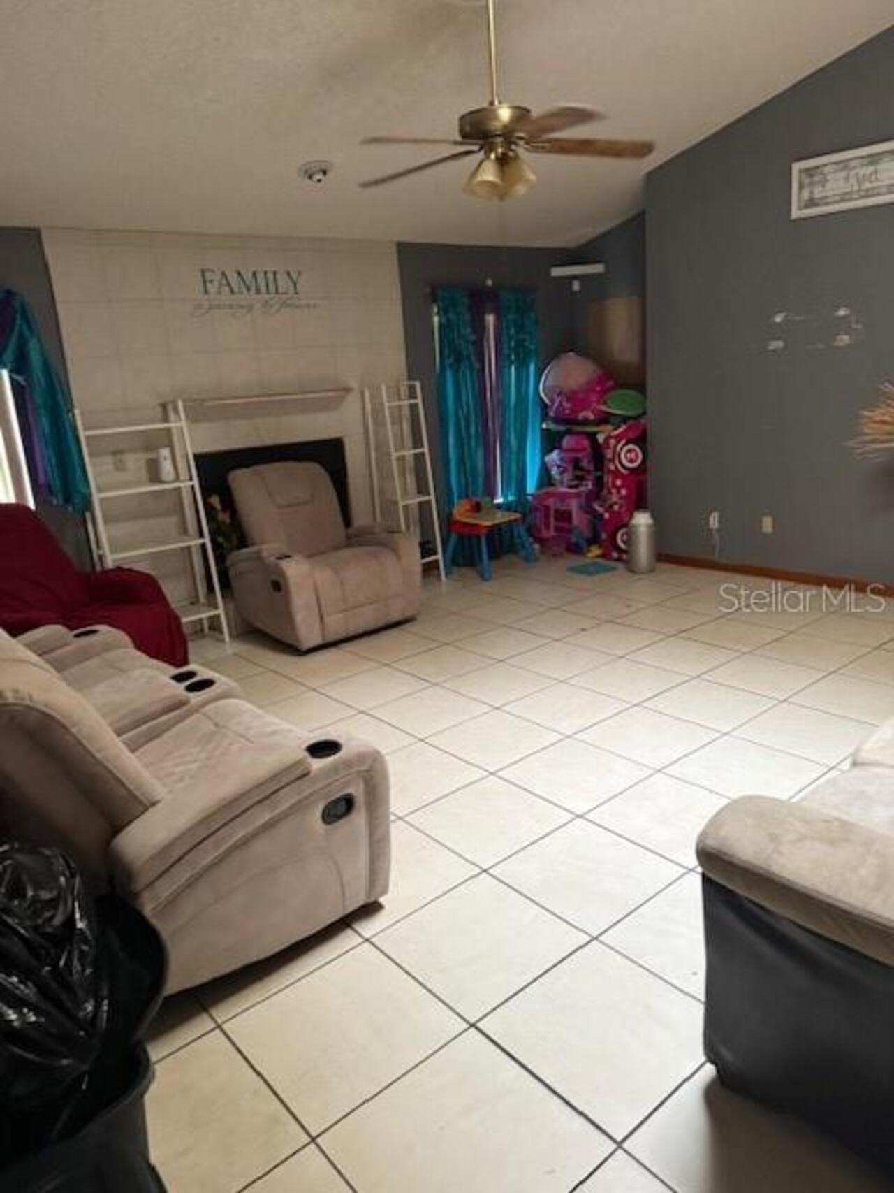 Listing Photo 10