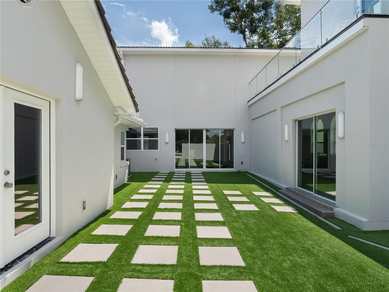 Listing Photo 33