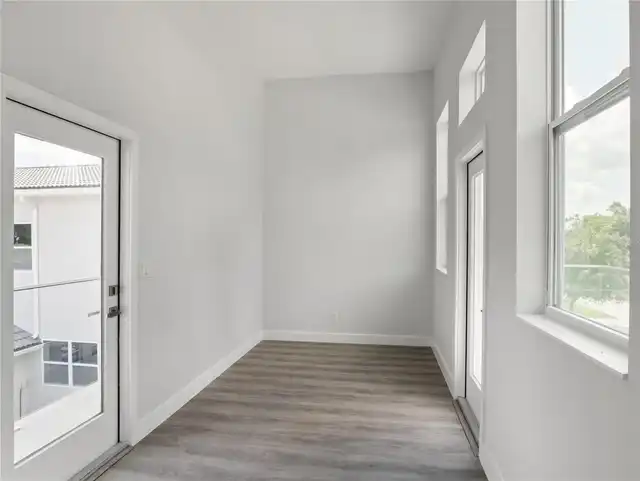 Listing Photo 24