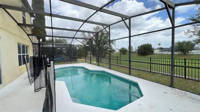 Listing Photo 6