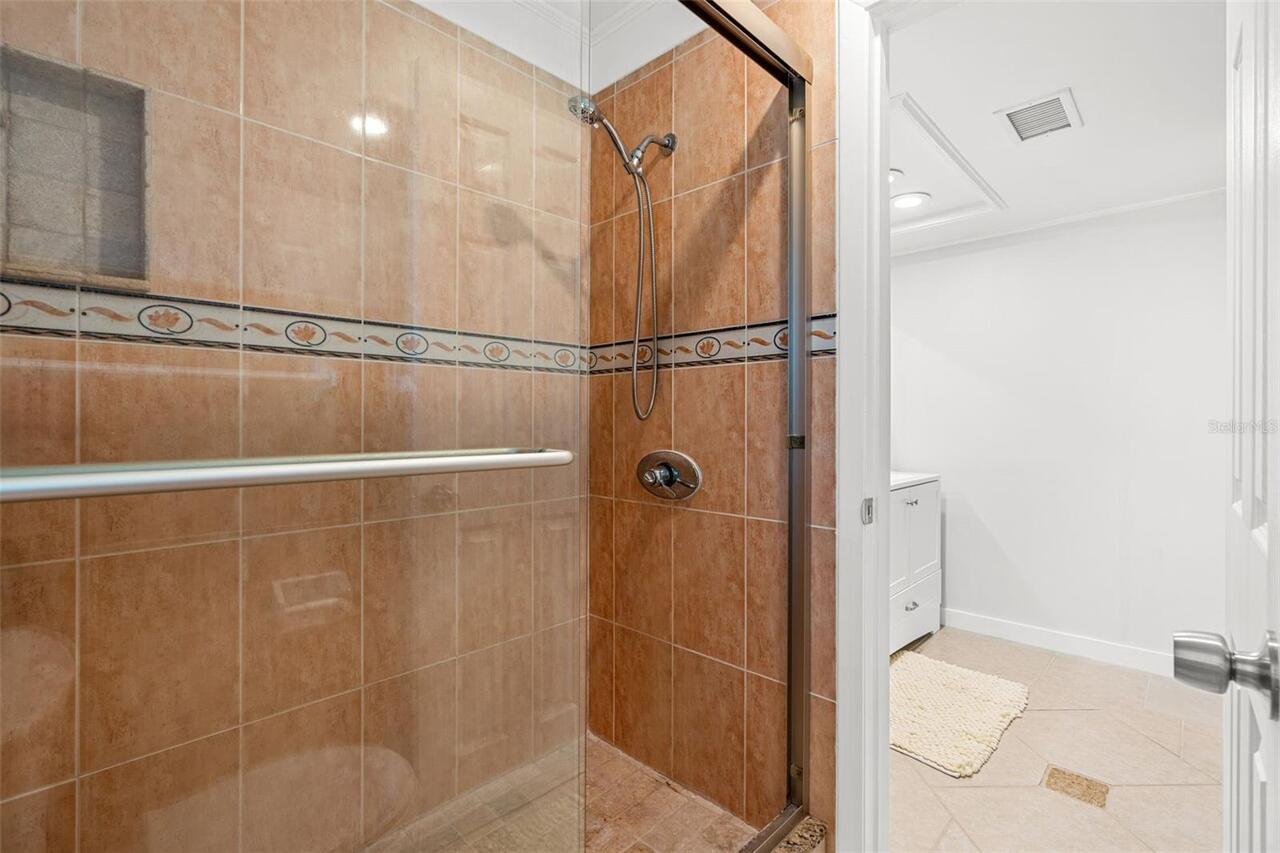 Listing Photo 43