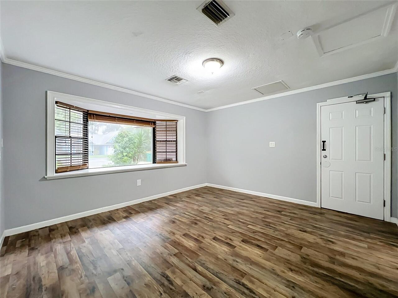 Listing Photo 33