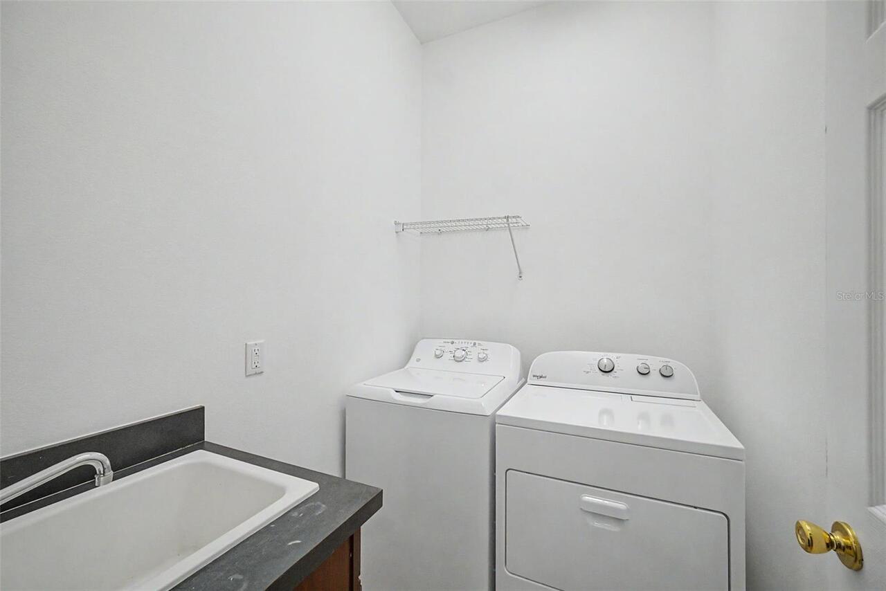 Listing Photo 11