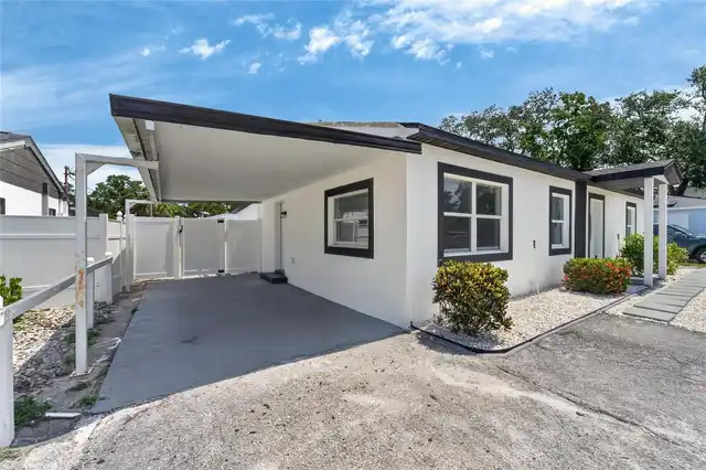 Listing Photo 6