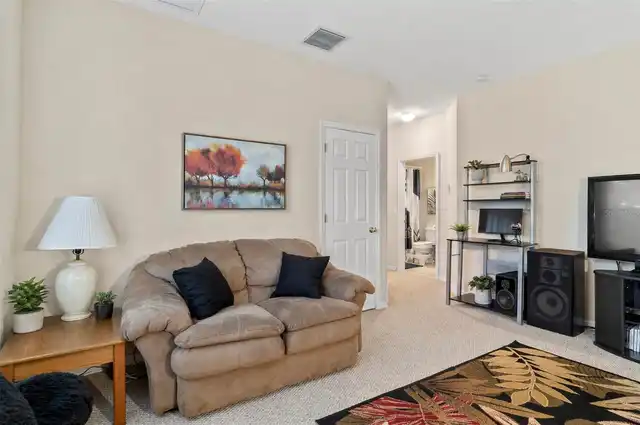 Listing Photo 31