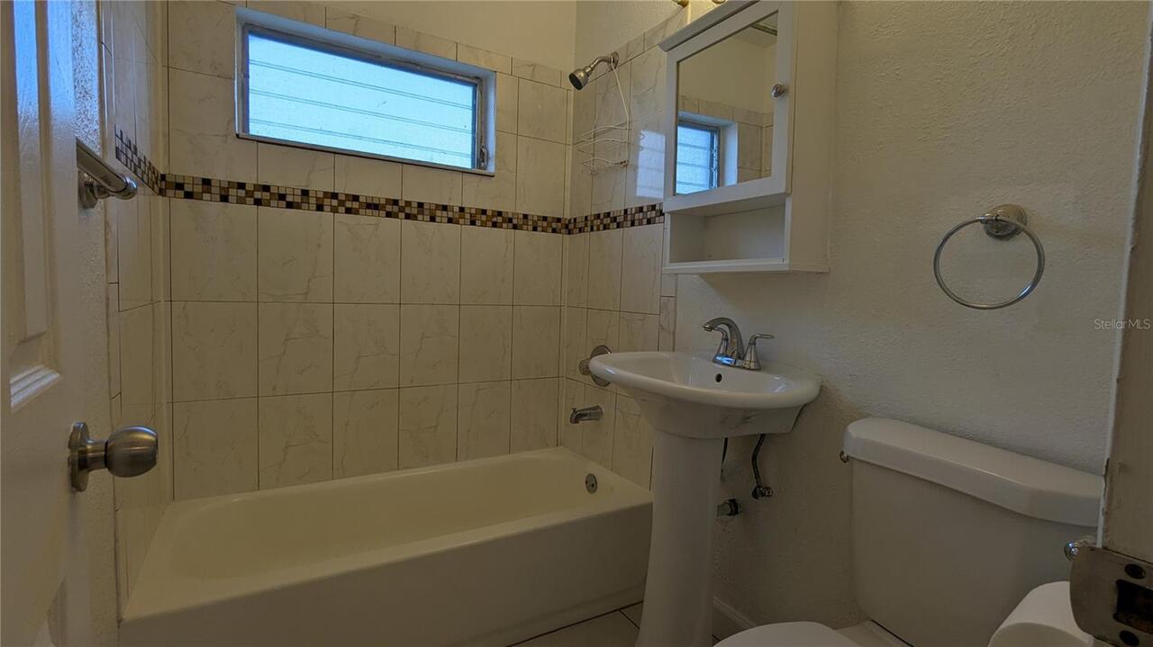 Listing Photo 16
