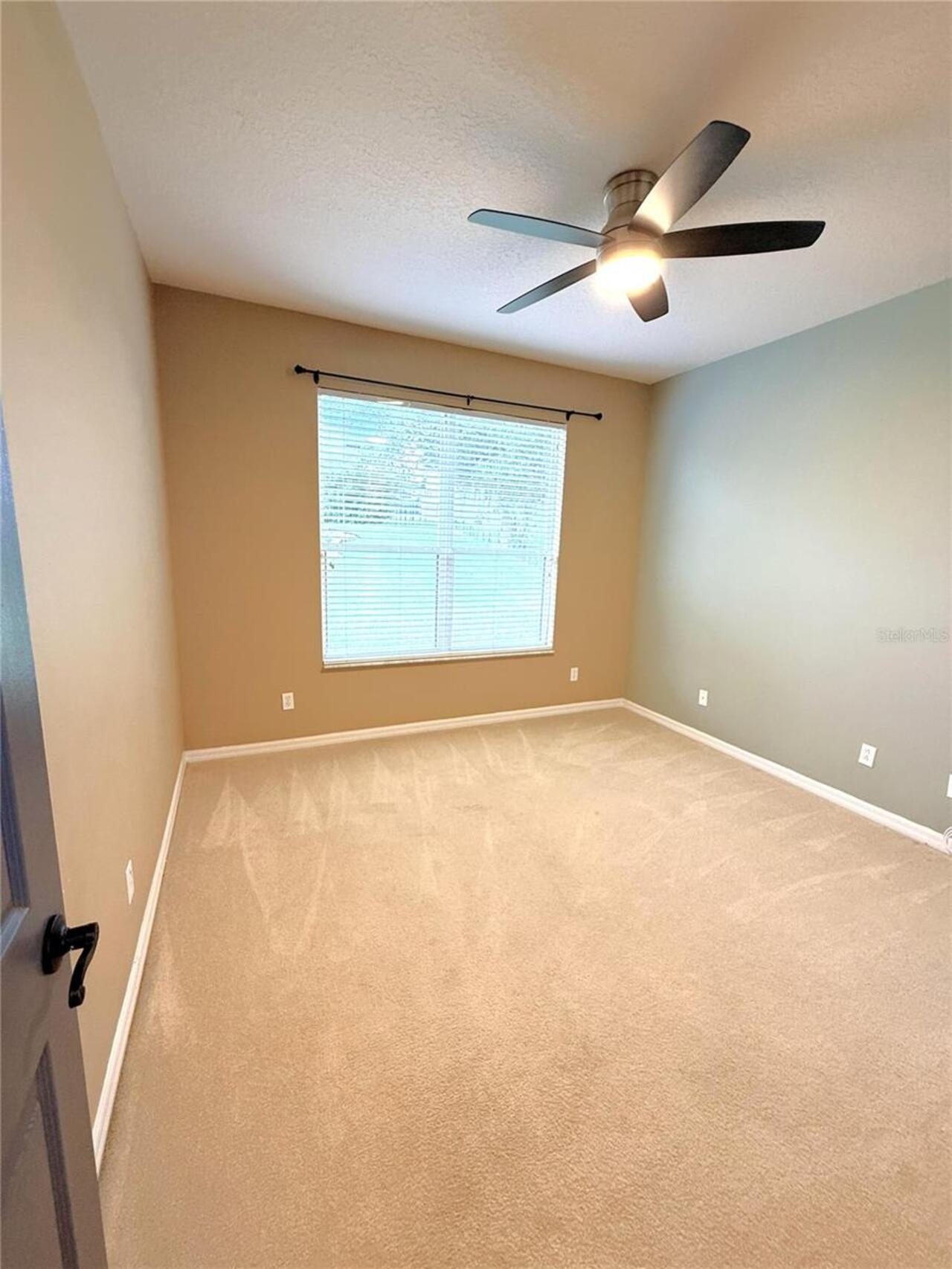 Listing Photo 34