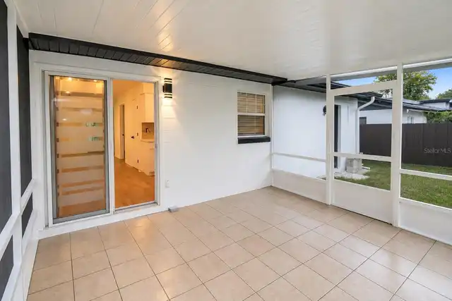Listing Photo 12