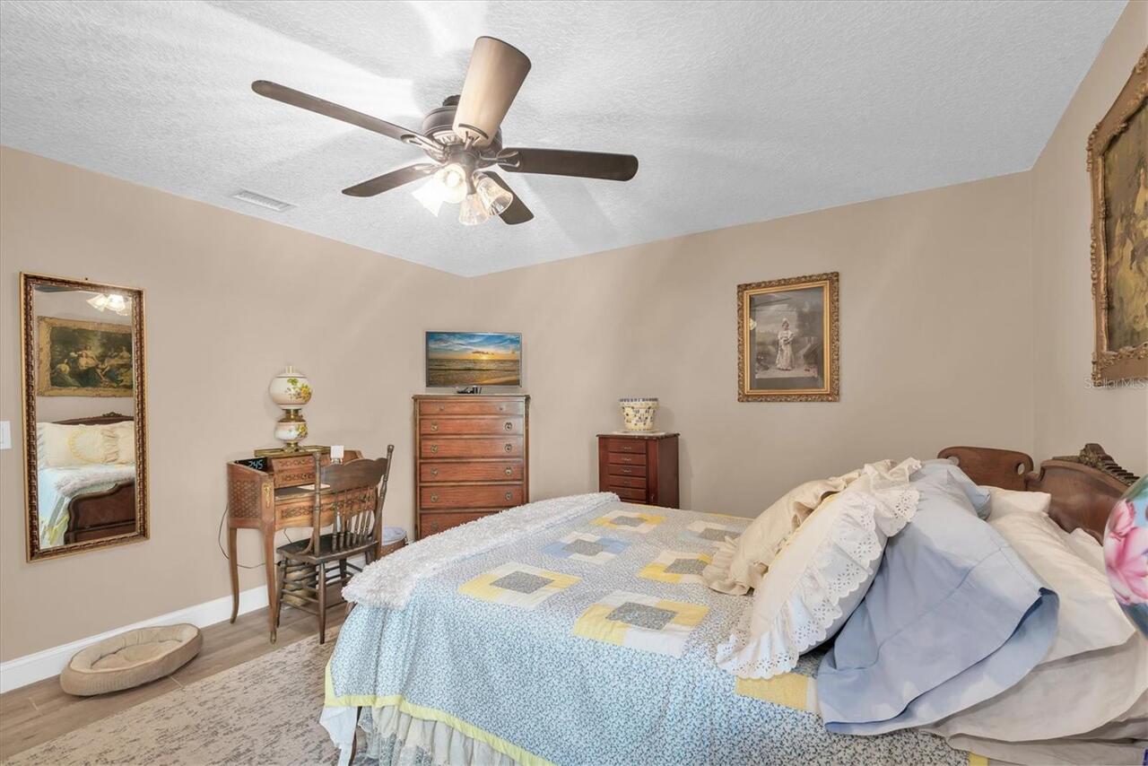 Listing Photo 29