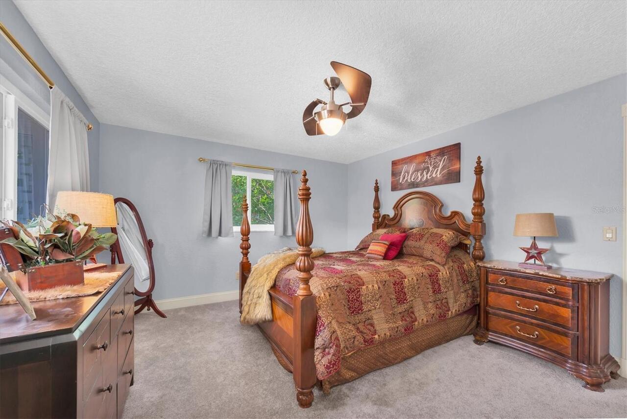 Listing Photo 32