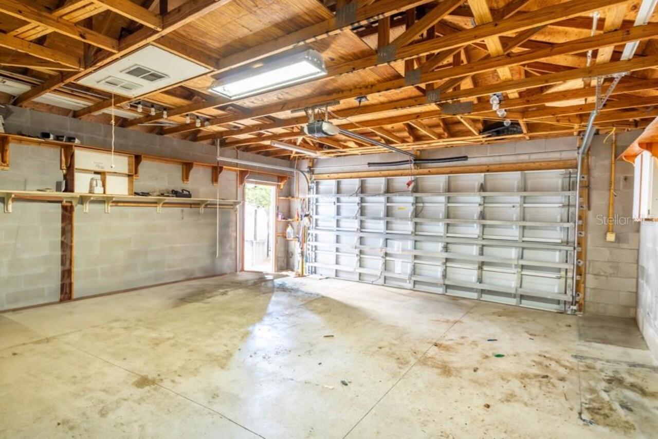 Listing Photo 16
