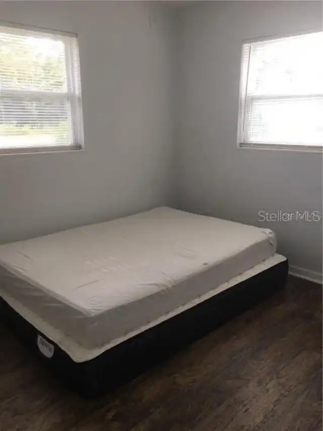 Listing Photo 14