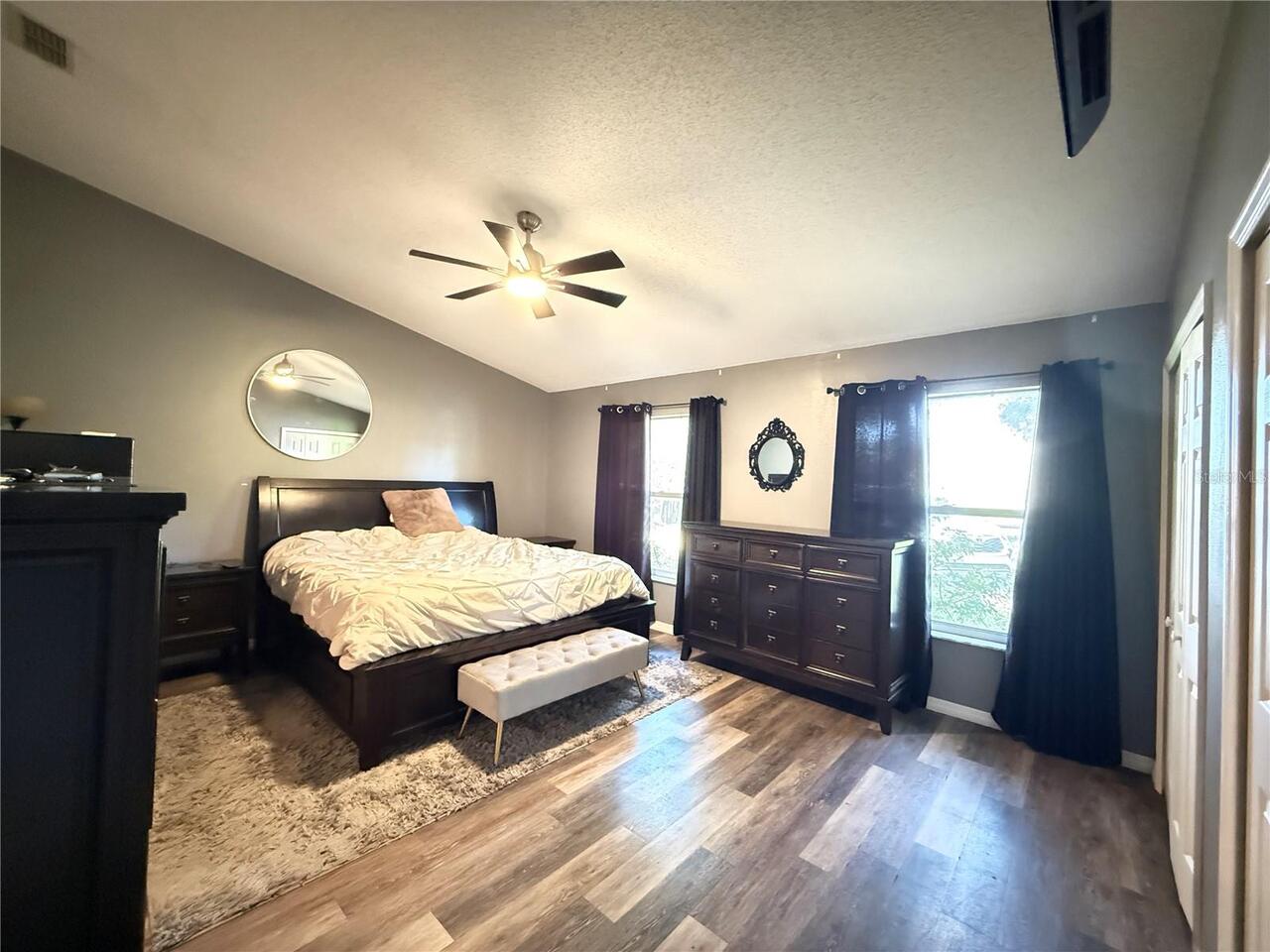 Listing Photo 33